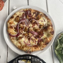 Four Corners Grille - Barbecue Chicken Pizza