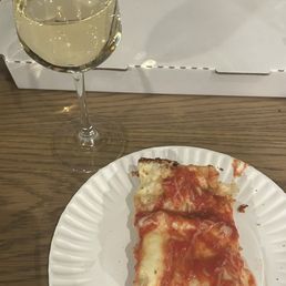 Detroit style slice