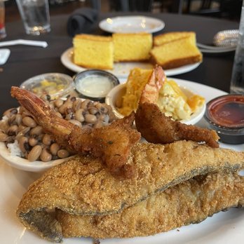 Kelsey's - Whiting and shrimp combo, Mac and cheese and black eye peas and rice - Soul Food Near Me - Atlantic City, New Jersey