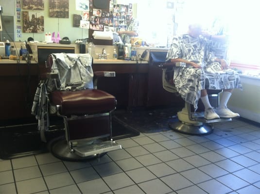 Tim's Barber Shop, 407 15th Ave E, Seattle, WA 98112, US