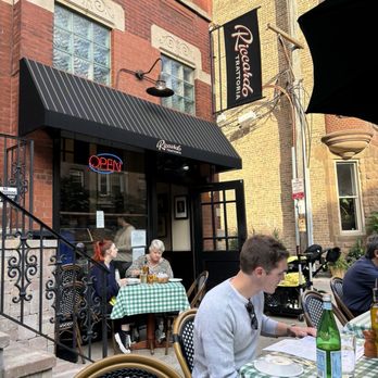 Riccardo Trattoria - Wonderful Outside Seating - Italian Near Me - Chicago, Illinois