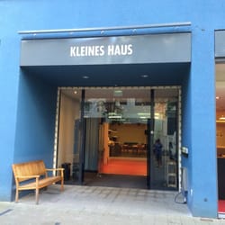 NOON - Das noon liegt etwas versteckt im Kleinen Haus im Hinterhof des Theaters