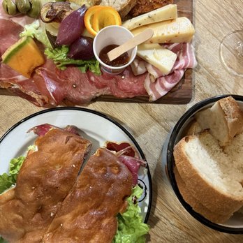 La Prosciutteria - Wine Bars Near Me - Bologna, BO
