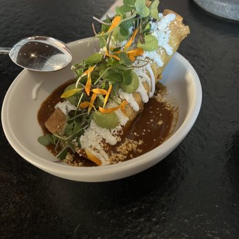 Viaje - Barbacoa flautas - Mexican Near Me - Long Beach, California Viaje - Barbacoa flautas - Mexican Near Me - Long Beach, California