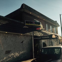 Crabby's Bar & Grill - Exterior