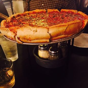 Giordano's - Pizza Near Me - Chicago, Illinois