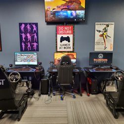 VoyagerVR - Next Level Racing Simulators! Featuring Project Cars Pro!