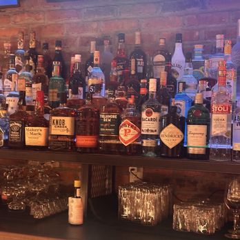 Finnerty’s - Inside - Bars Near Me - New York, New York Finnerty’s - Inside - Bars Near Me - New York, New York