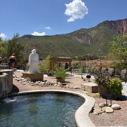 Iron Mountain Hot Springs - Mineral Pools