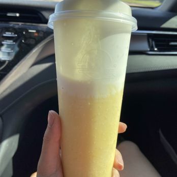 FengCha - Allen - Mango breeze with boba - Desserts Near Me - Allen, Texas