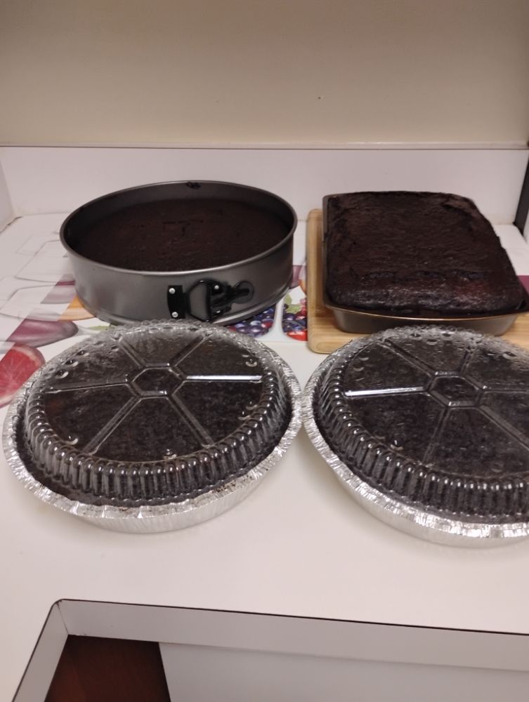 Black Fruit Cake Logo
