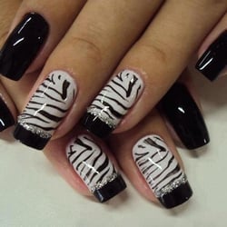 Apple Nail Salon