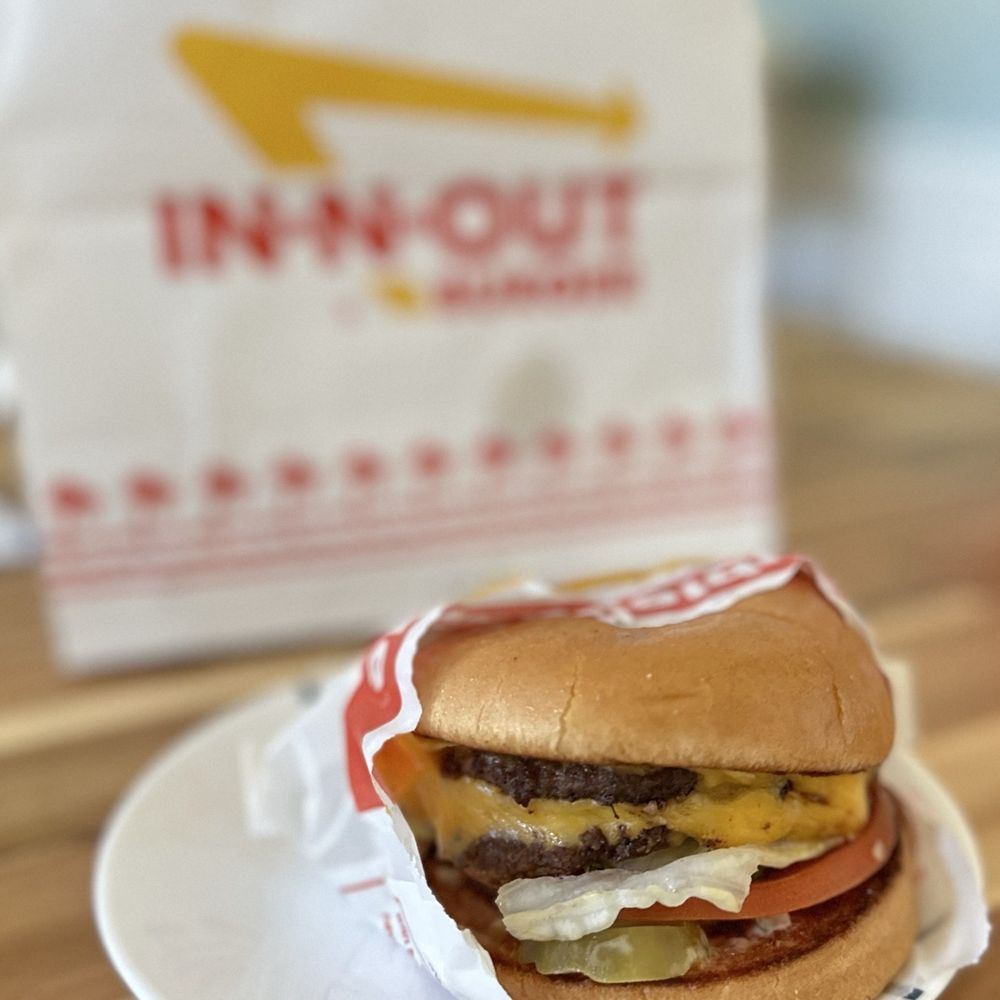 In and Out Hamburger Sugar Land, TX - Last Updated January 2026 - Yelp
