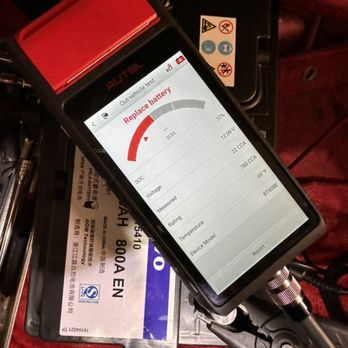 HTX Mobile Battery Service - Testing condition of Battery - Auto Repair Near Me - Houston, Texas