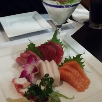 Koi Sushi Hot Pot - Sashimi platter - Hot Pot Near Me - Quincy, Massachusetts