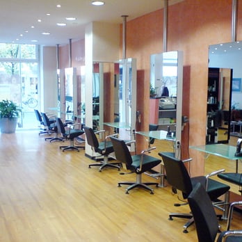 Creazioni Capelli - Der Salon von innen - Hair Salons Near Me - Dusseldorf, NW Creazioni Capelli - Der Salon von innen - Hair Salons Near Me - Dusseldorf, NW