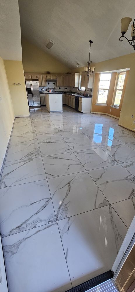 Slide of Puentes Roofing and Construction