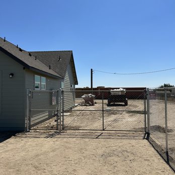 Elite Fencing - Chain Link Gates - Fences & Gates Near Me - Newman, California Elite Fencing - Chain Link Gates - Fences & Gates Near Me - Newman, California