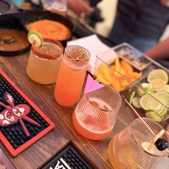 Drinkup Mobile Bar - Bartenders Near Me - San José, California Drinkup Mobile Bar - Bartenders Near Me - San José, California