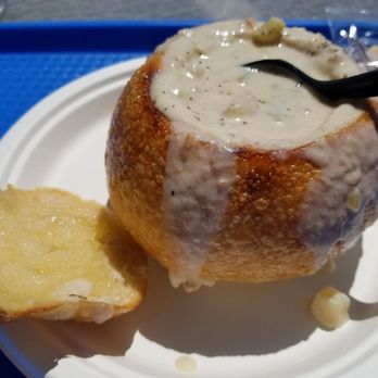 Anthony’s Fish Bar - Clam chowder in sourdough bowl - Seafood Near Me - Seattle, Washington Anthony’s Fish Bar - Clam chowder in sourdough bowl - Seafood Near Me - Seattle, Washington