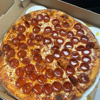 Piper's Scratch Pizza Shop - Pepperoni (extra) with hot honey drizzle - Pizza Near Me - Palm Harbor, Florida Piper's Scratch Pizza Shop - Pepperoni (extra) with hot honey drizzle - Pizza Near Me - Palm Harbor, Florida
