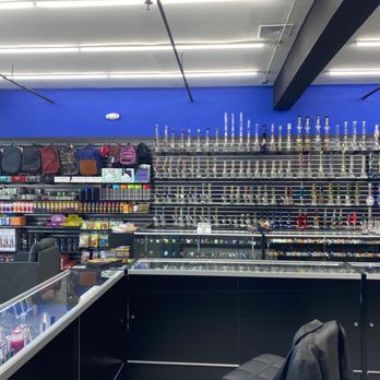 Evolve Smoke Shop - Bongs, backpacks, butane in the counters, electronic dab rigs - Tobacco Shops Near Me - Farmingdale, New York Evolve Smoke Shop - Bongs, backpacks, butane in the counters, electronic dab rigs - Tobacco Shops Near Me - Farmingdale, New York