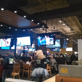 Buffalo Wild Wings - Bdubs - Sports Bars Near Me - Bellingham, Washington