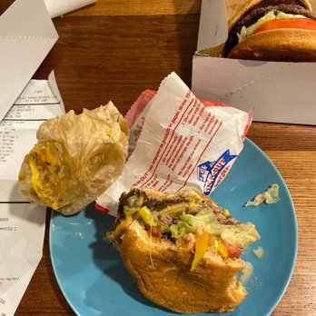 In-N-Out Burger - Fast Food Near Me - Mountain View, California In-N-Out Burger - Fast Food Near Me - Mountain View, California