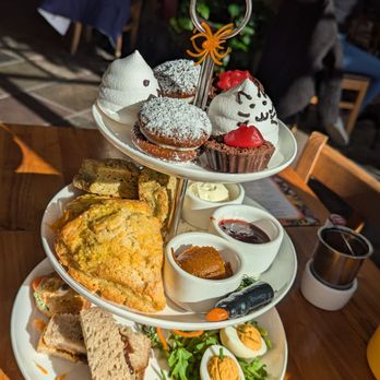 Cafe Flora - Vegetarian Near Me - Seattle, Washington