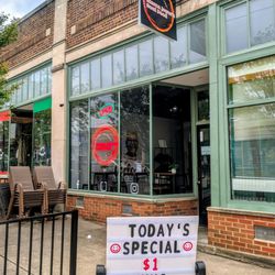 Mama Joyce's Soul Food - Entrance