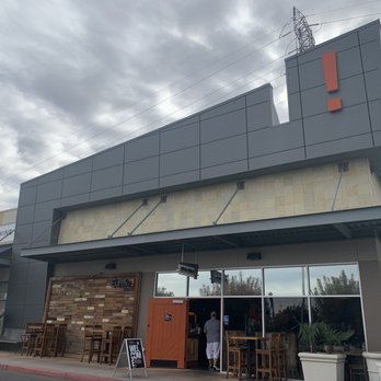 Eureka! - Outside - American Near Me - Fresno, California