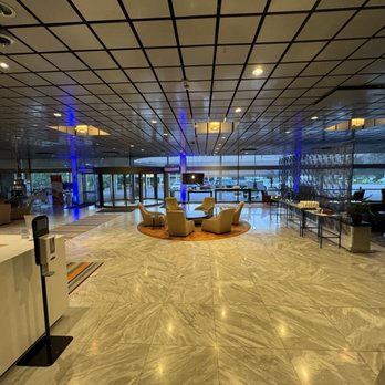 Hilton Helsinki Kalastajatorppa - The Reception Area - Hotels Near Me - Helsinki, 18