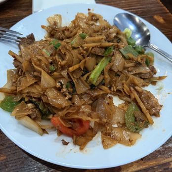 Thai Cuisine - Pad Kee Mao - Thai Near Me - Austin, Texas Thai Cuisine - Pad Kee Mao - Thai Near Me - Austin, Texas