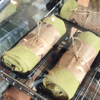 Panntea - Matcha Crepe...doesn't it look like a real hand towel?  This is $21. Also comes in Taro flavour - Bubble Tea Near Me - Scarborough, Ontario