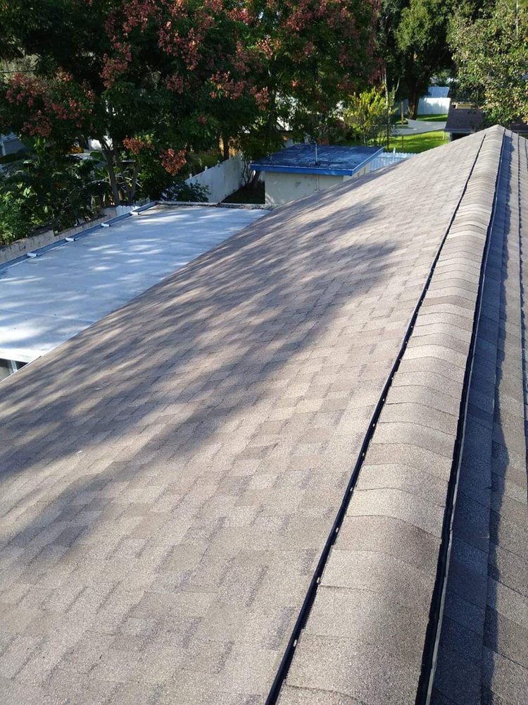 Slide of D-B Roofing Inc