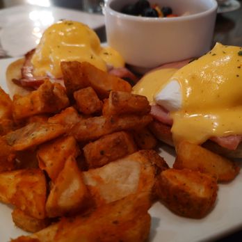 Teaspoon - Eggs Benedict - Breakfast & Brunch Near Me - Tucson, Arizona