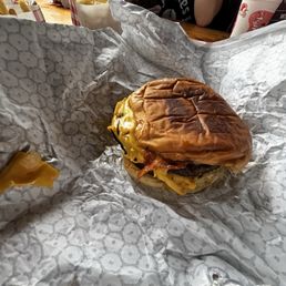Mid burger Mid burger