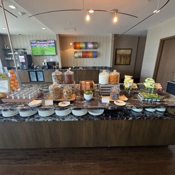 The Westin Phoenix Downtown - Snack area in club lounge - Hotels Near Me - Phoenix, Arizona The Westin Phoenix Downtown - Snack area in club lounge - Hotels Near Me - Phoenix, Arizona