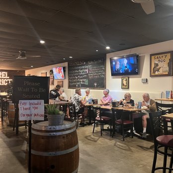 Barrel District - Interiors - Pizza Near Me - Cathedral City, California Barrel District - Interiors - Pizza Near Me - Cathedral City, California