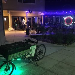 Green Pedal Couriers - Heirloom Pizza sustainably delivered right to your home, office or hotel room door!