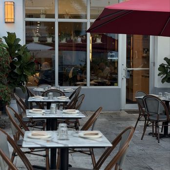 Corteza - Outside seating area - Mediterranean Near Me - South Miami, Florida Corteza - Outside seating area - Mediterranean Near Me - South Miami, Florida