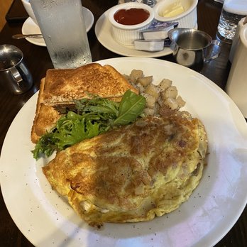 Figs - Build Your Own Omelette- I got mushrooms, onions, and feta - Moroccan Near Me - Philadelphia, Pennsylvania