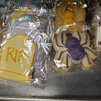 Baked Bake Shop - Halloween cookies - Desserts Near Me - Bakersfield, California Baked Bake Shop - Halloween cookies - Desserts Near Me - Bakersfield, California