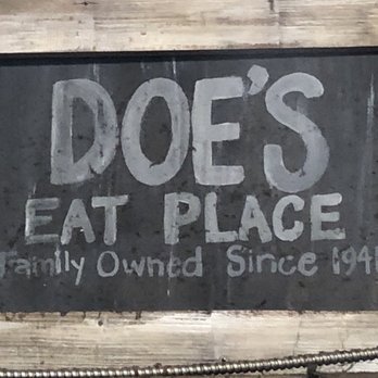 Doe's Eat Place - Steakhouses Near Me - Greenville, Mississippi