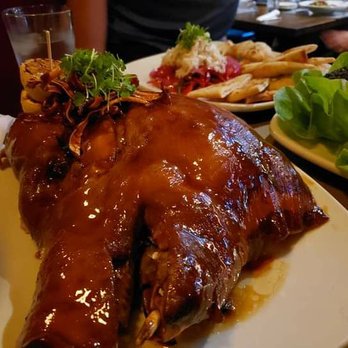Twisted Oak Tavern - Hogzilla - American Near Me - Camarillo, California