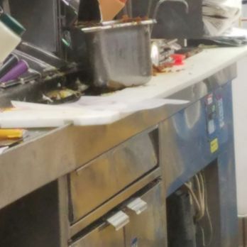 Taco Bell - Not the cleanest. - Fast Food Near Me - New Lenox, Illinois Taco Bell - Not the cleanest. - Fast Food Near Me - New Lenox, Illinois