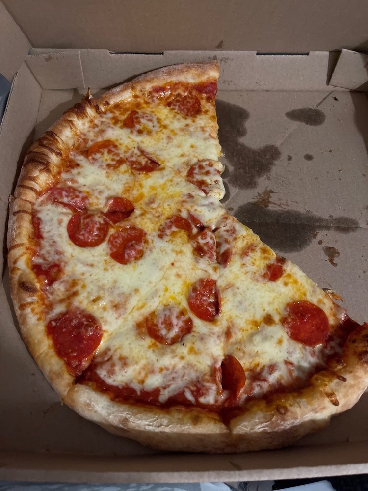 Salvatore's Pizza Logo