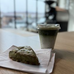 Couve Specialty Coffee - Couve Matcha Latte and Pistachio Scone