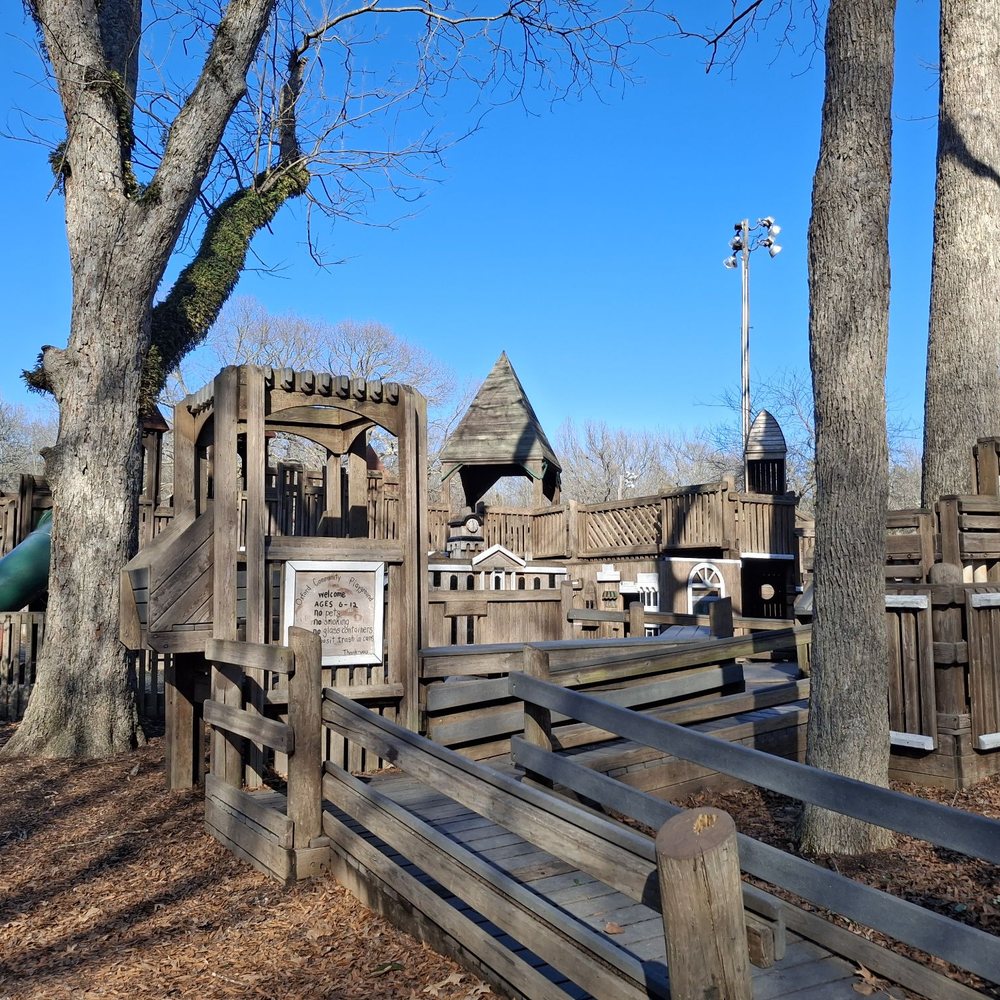 Avent Park - Parks Near Me Avent Park - Parks Near Me