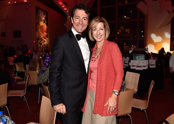 Helping Hand of Vegas Valley by null